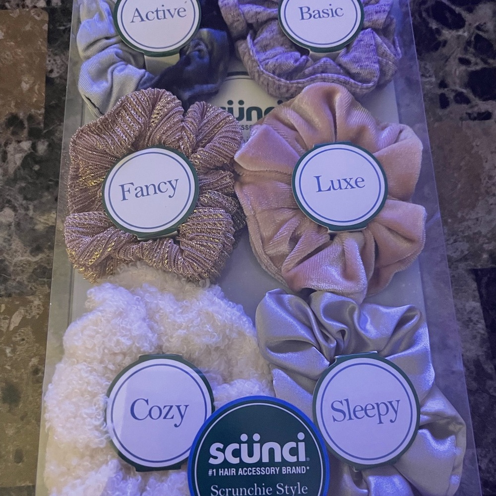 Scunci Scrunchies